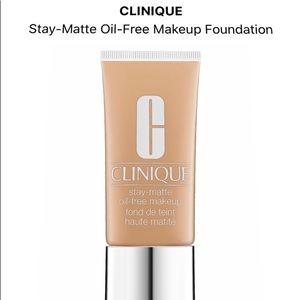 Clinique Stay-Matte Oil-Free Makeup Foundation